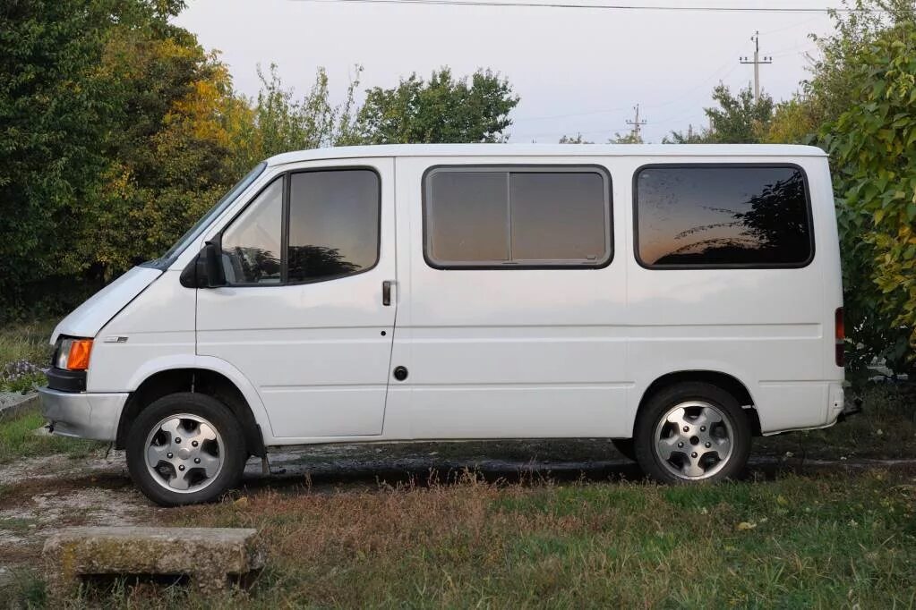 Ford Transit 1999 r16. Литые диски на Ford Transit 15. Диски Ford Transit 1996. Форд Транзит 1995.