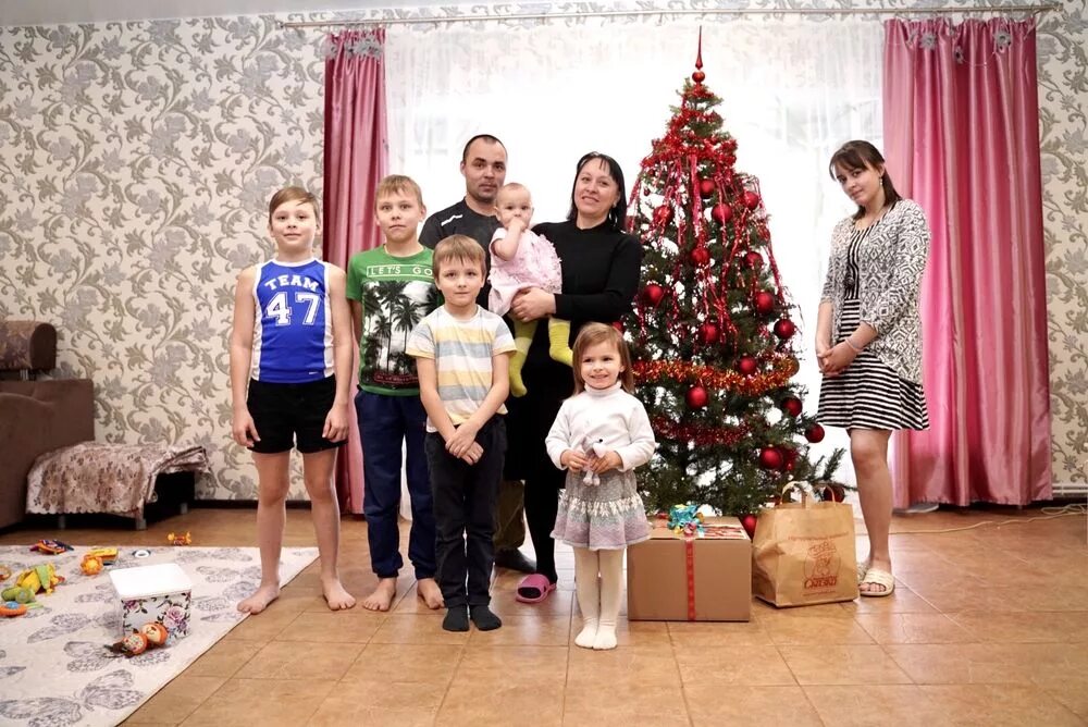 С новым годом многодетную семью
