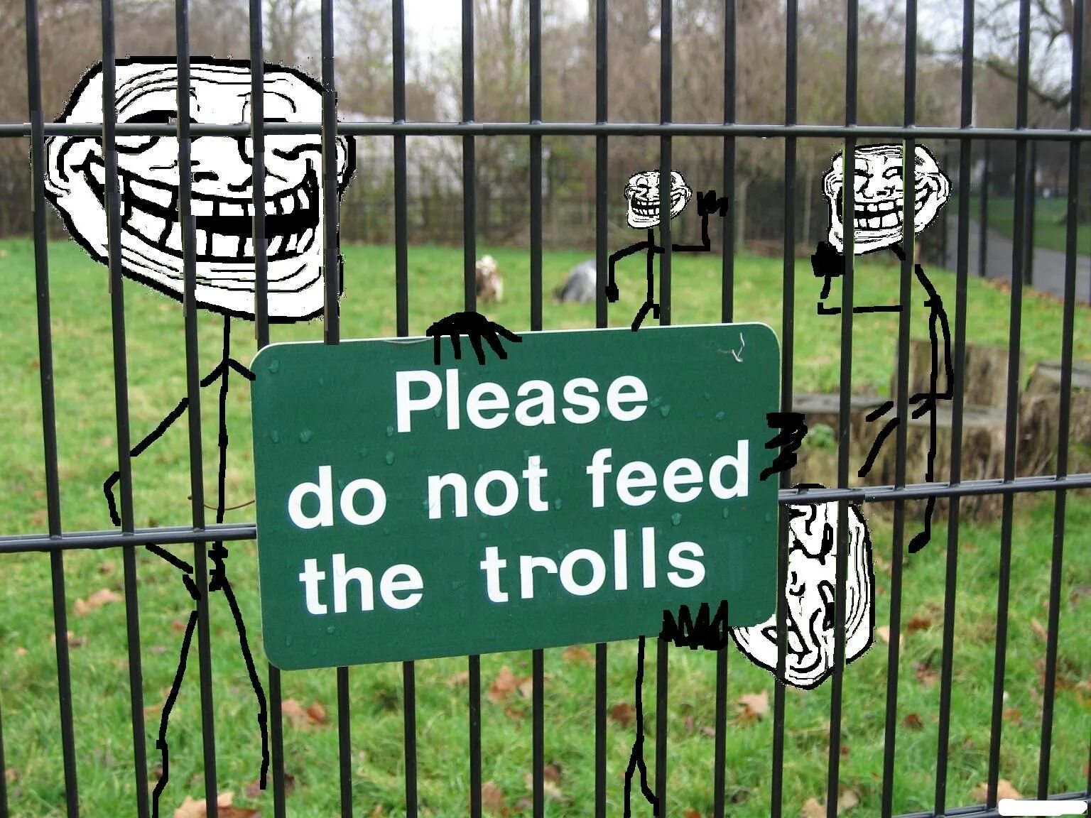 Do not Feed the trolls. Please do not Feed trolls. Troll Bait meme. Do not Feed. Don t do this please