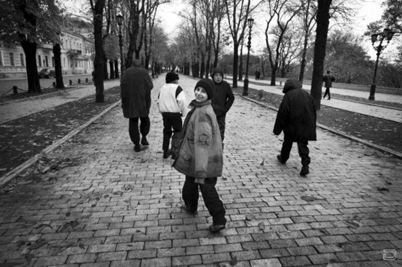 беспризорники фильмы 2008. дети улицы. воспитание улицей. дети улиц на русском языке. уличный человек.