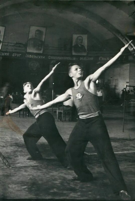 History gym. History gym. Gym_ram_zium гимназия раиенска. History gym. Советские гимнасты.