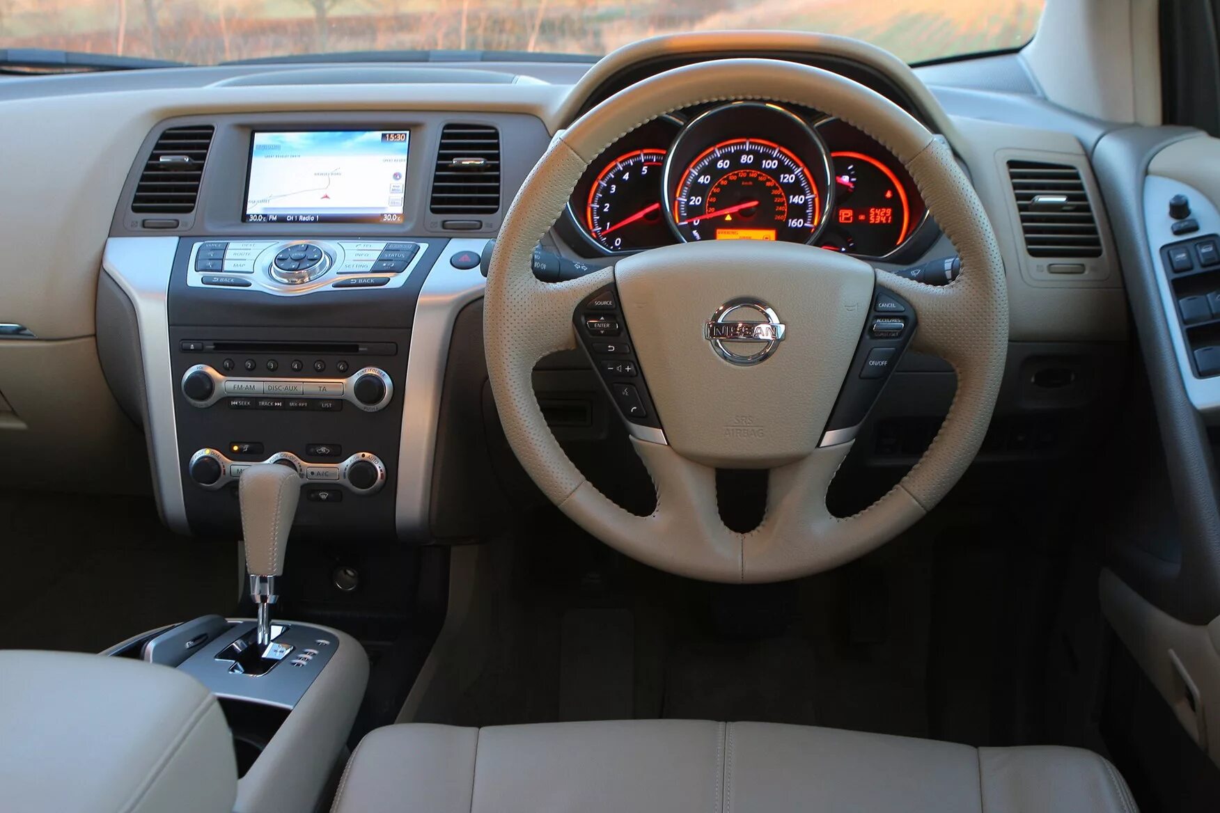Rimozione paraurti Nissan Murano Z51 (2007-2014).