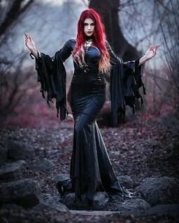Under the witch gothic