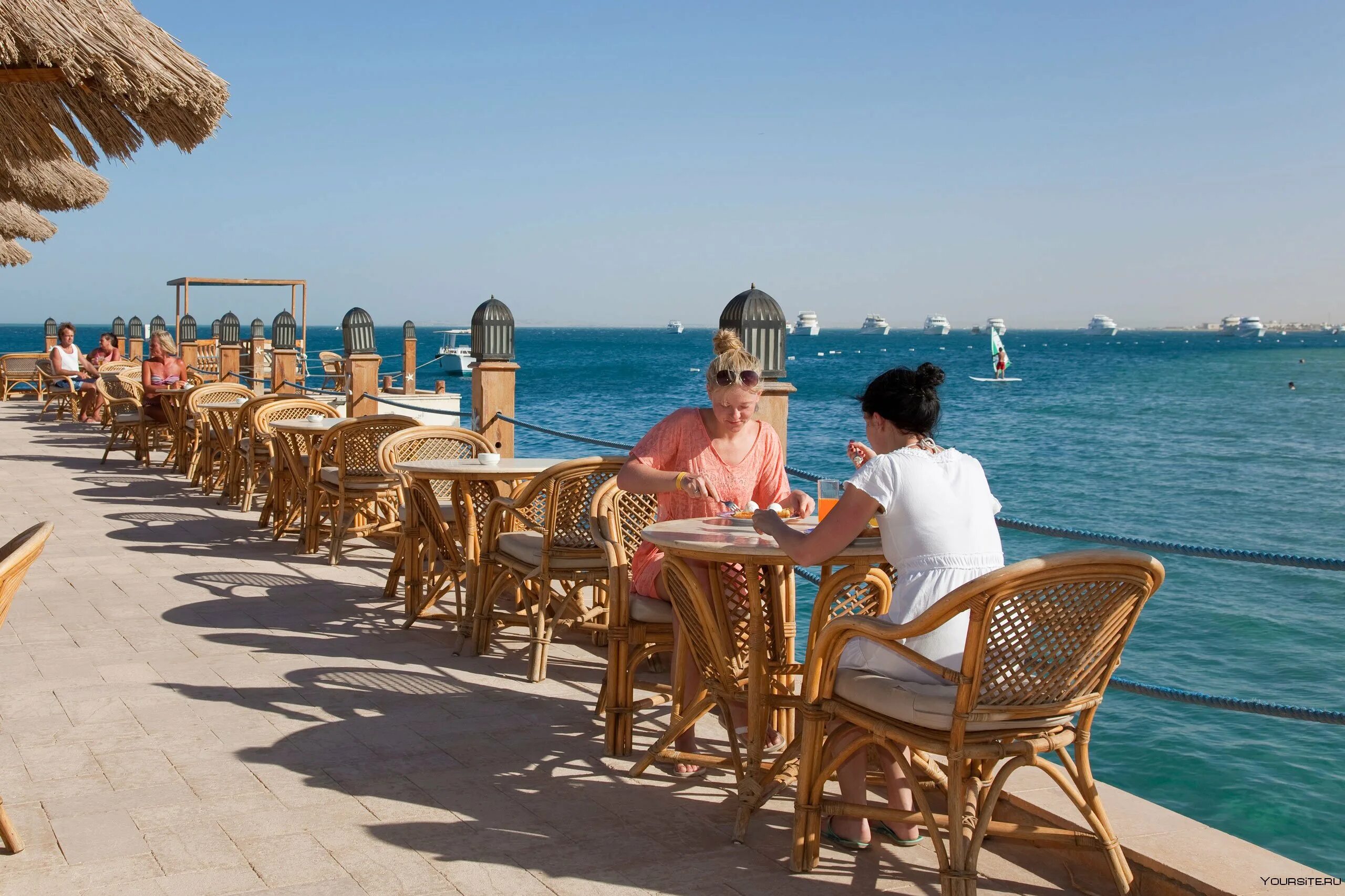 Siva Grand Beach Хургада. Египет Шарм-Эль-Шейх туристы. Египет шармаль Шейх туристы. Siva Grand Beach 4*.