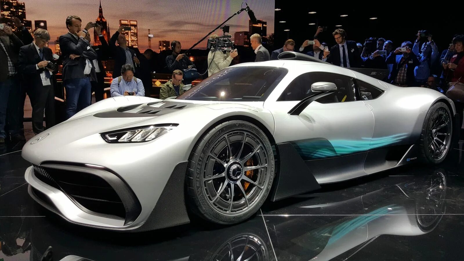 Avto 1000. Мерседес AMG Project one 2023. Mercedes Project one 2022. Суперкар концепт будущего.