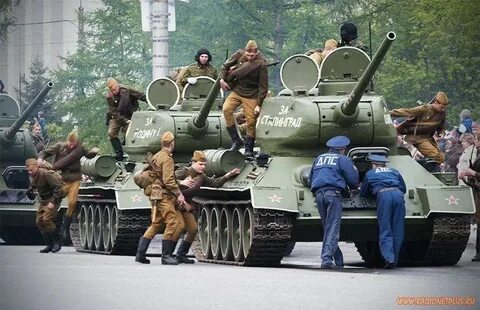 Про танкистов