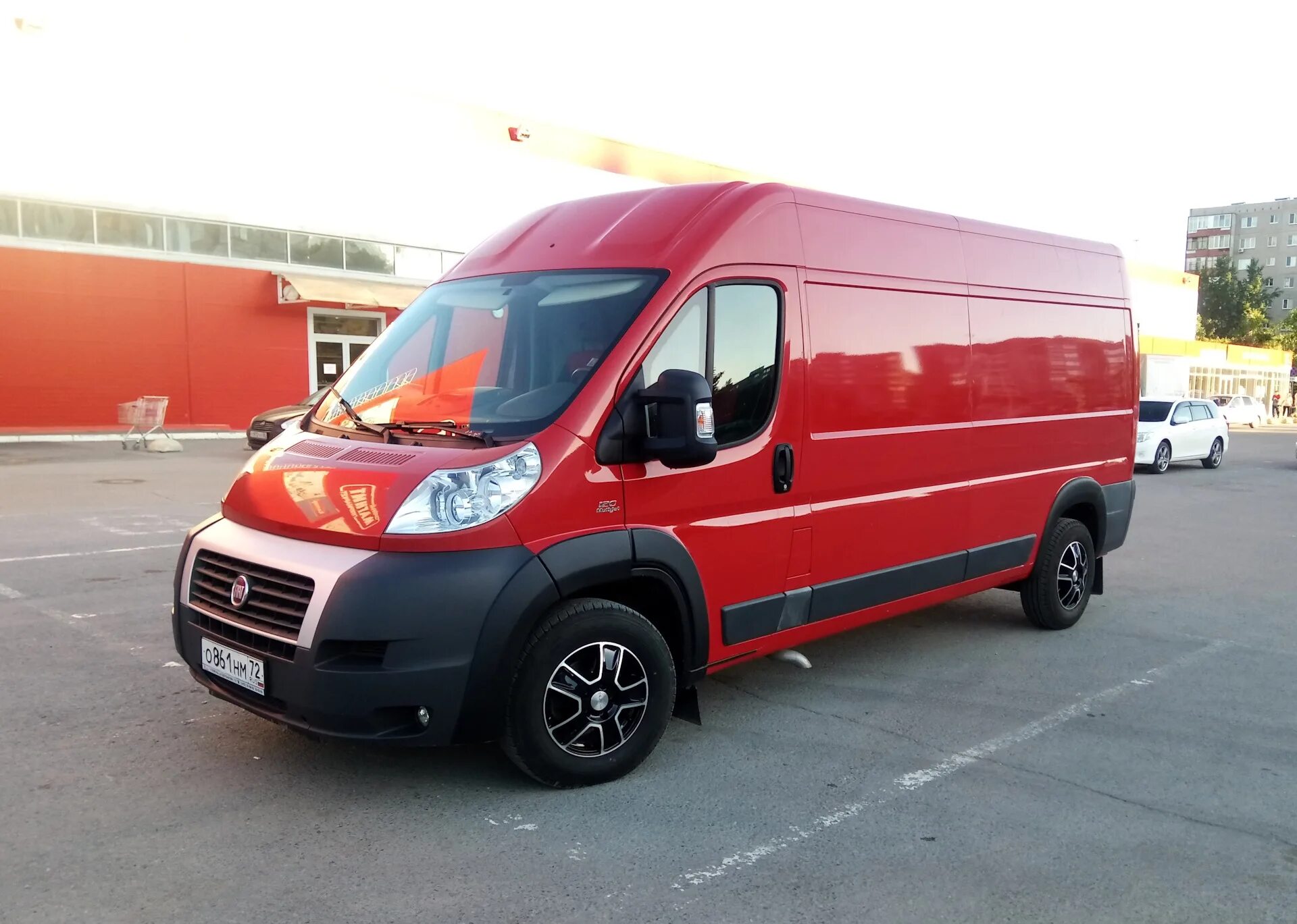 Fiat Ducato на r16. Фиат Дукато 2012. Fiat Ducato 2012 колеса. Fiat Ducato 2012 год. Купить дукато с пробегом в россии