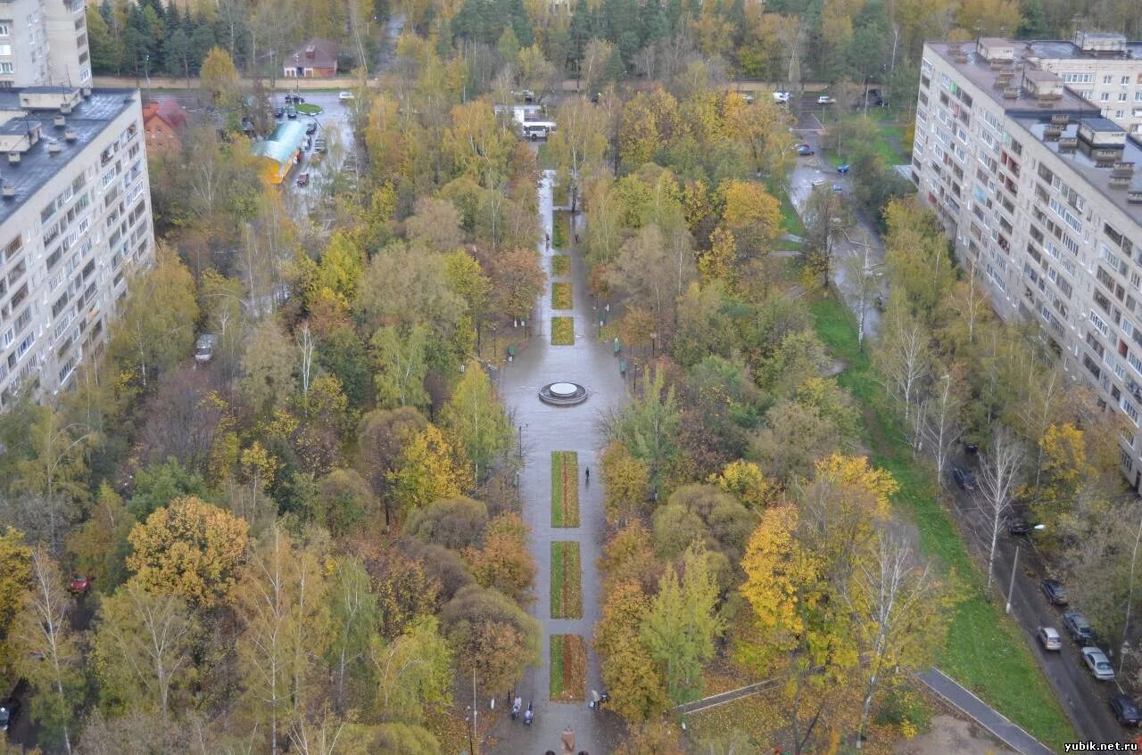 Королев микрорайон юбилейный. Сквер в Юбилейном Королев. Город Юбилейный Королев. Сквер город Королев микрорайон Юбилейный. Город Юбилейный Московской области.