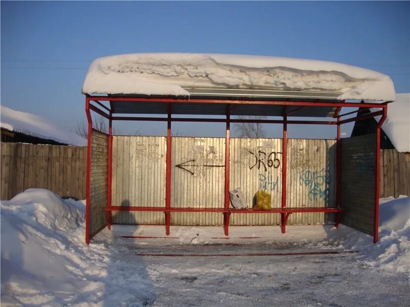 Юга в горном щите. Село горный щит. Горный щит Свердловская область. Поселок горный щит Екатеринбург. Церковь горный щит Екатеринбург.