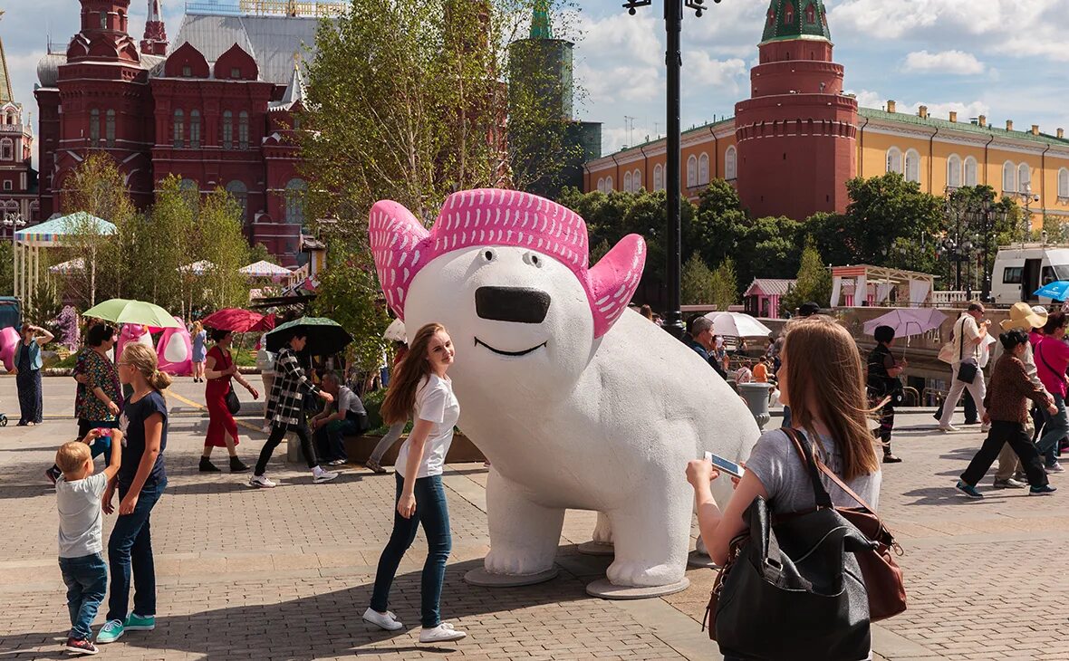 Медведь символ России. Медведь и Украина. Россияне.