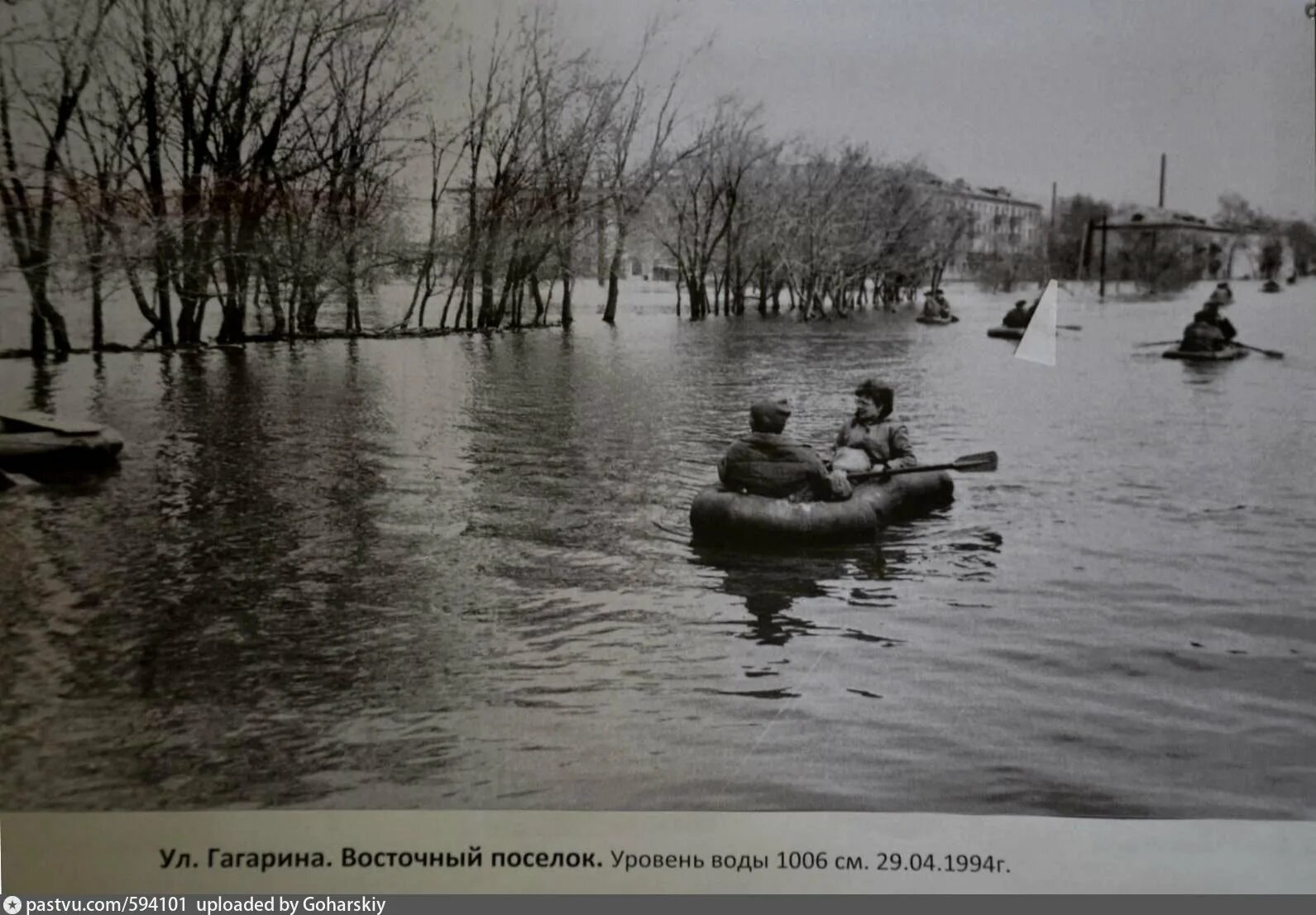 Подтопление в Гагаринском районе. Наводнение во Мценске в 1994 году. Наводнение в Кургане в 1994 году фото. Фото паводка в Гагарине. 15 апрель 1994 г