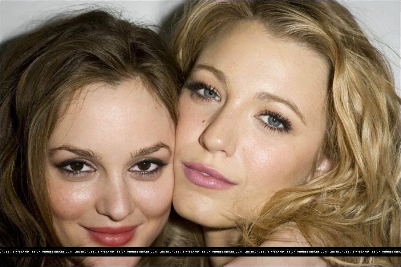 Лейтон мистер и блейк. Блейк лайвли и лейтон мистер. blake lively and leighton meester. дрю бэрримор и лейтон мистер. минка келли и лейтон мистер.