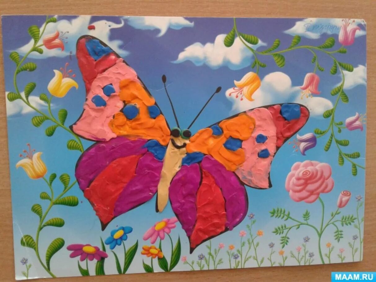Рисование бабочка старшая группа. Пластилинография бабочка. Аппликация. Бабочки. Бабочка поделка для детей. Рисование пластилином бабочка.