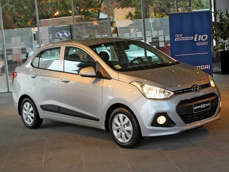 10 ий. Hyundai Grand i10. Hyundai i10 седан. Hyundai Grand i10 2014. Хендай i10 Grand Hyundai.