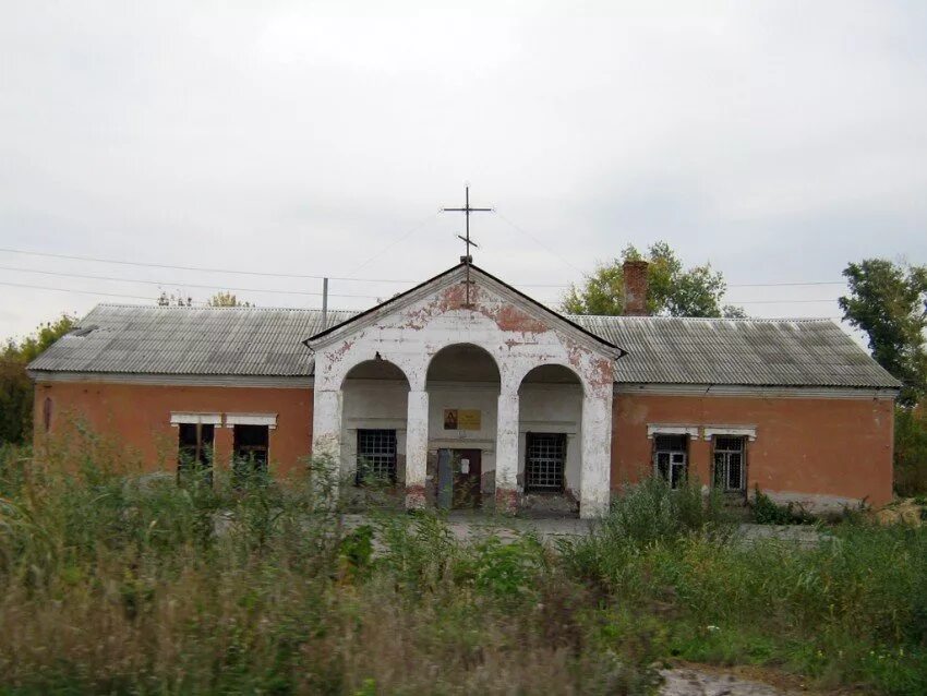 Чернодолье где это. Село Рогачевка Воронежской области Церковь. Митрофановская Церковь Воронежская область. Село Рогачевка Новоусманский район Воронежская область. Церковь Митрофана Воронежского Рогачевка.