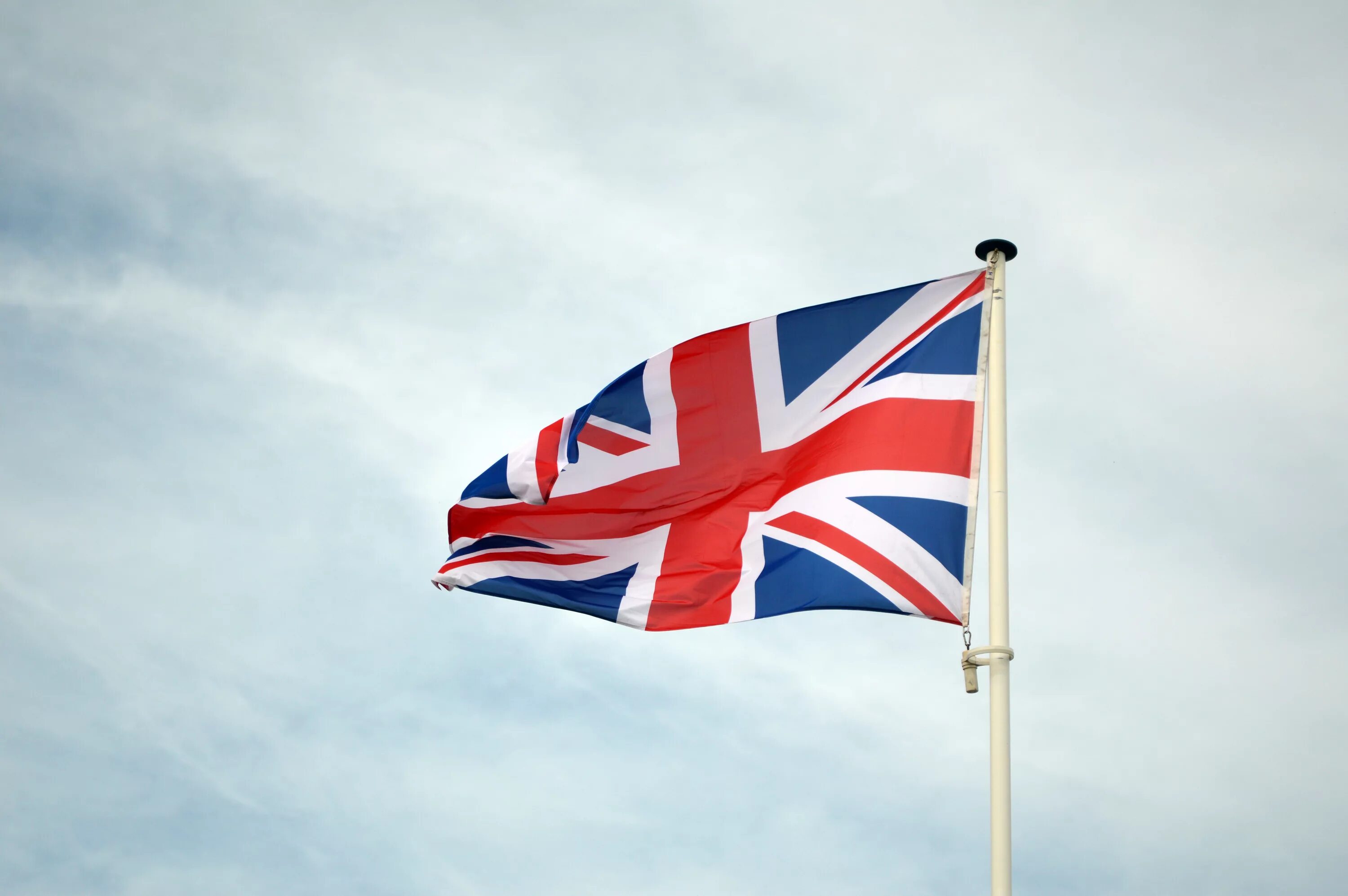 Флаг Британии. Буюк Британия флаг. Флажок Англии. Флагшток Великобритания. В великобритании спустили флаги