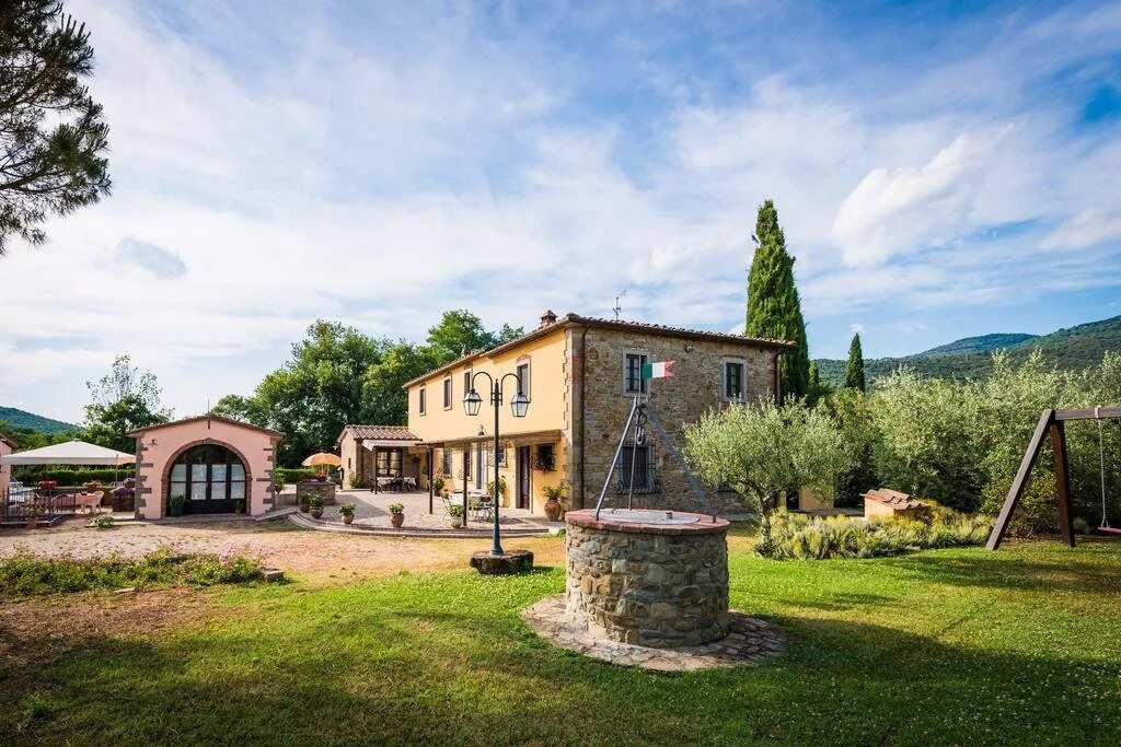 Villa Cozzano Тоскана. La Dolce agriturism вилла в Тоскане. Вилла Монтепульчано в Тоскане. Агритуризмо. Фиорентино лацио