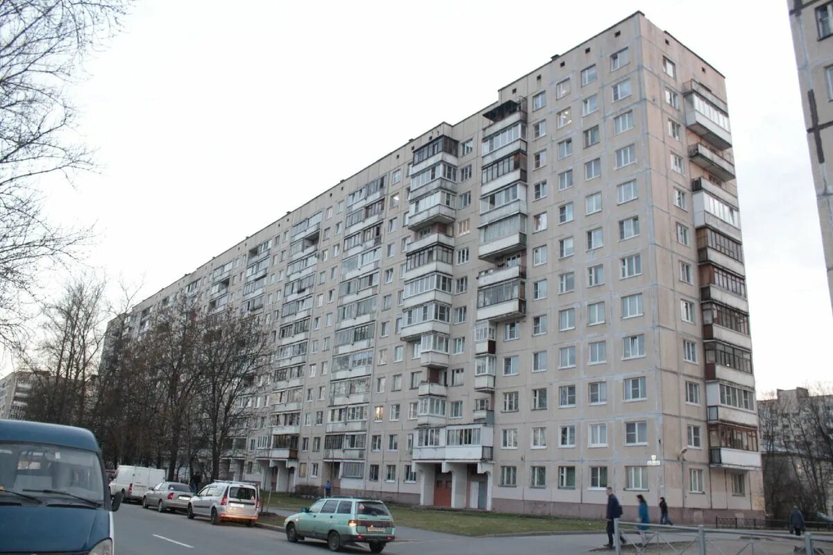 Колпино, ул. Ул. Группа братья радченко в молодости. Колпино ул братьев радченко. Дом братьев радченко.