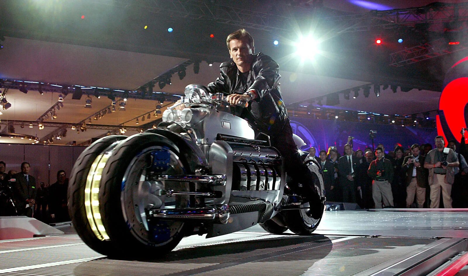Какой мотоцикл мощный. Dodge tomahawk мотоцикл. dodge tomahawk v10.