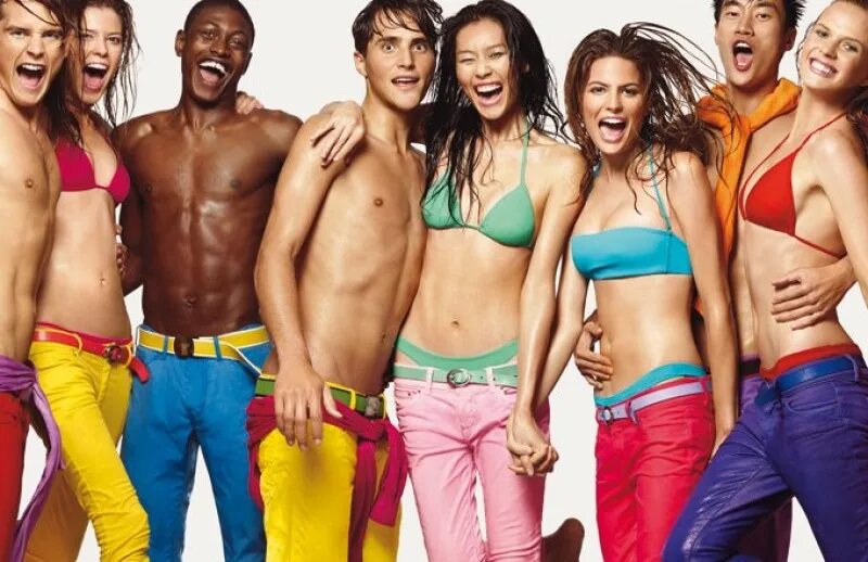 Модели Юнаайтед коло бенетон. United Colors of Benetton стиль. United Colors of Benetton 2000е. United Colors of Benetton спортивный костюм. Live united colors