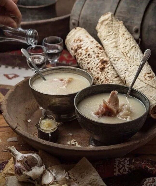 Как едят хаш. Армянский суп хаш. хаш кавказская кухня. армянская кухня хаш. хаш грузинский.