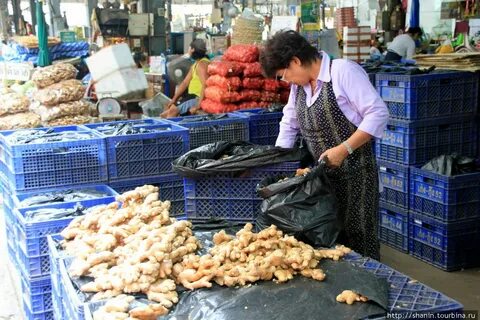 Один день продавца на рынке в бангкоке