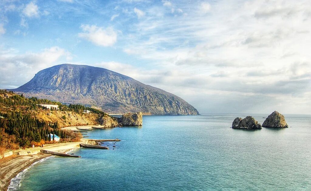 Артек гора аю даг. Аю-даг медведь-гора. Аю даг артек. Артек гора аю даг. Гурзуф медведь гора.