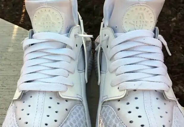 Как завязывать air force. Nike huarache шнуровка. шнуровка найк хуарачи. nike air huarache шнуровка. шнуровка nike air force 1.