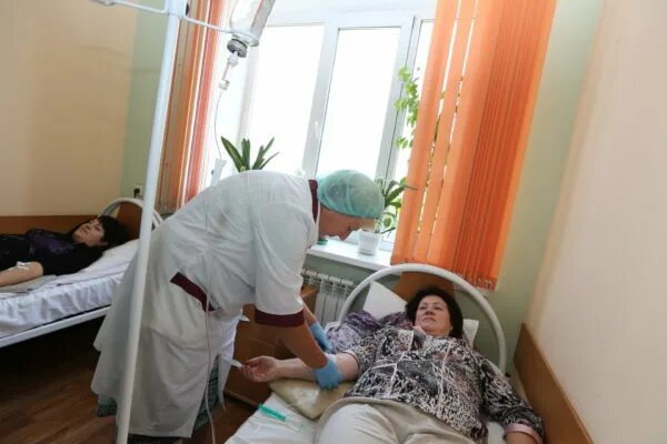 Дневной стационар челябинск гкб 8. Клиника амбулаторной онкологии и гематологии. Дневной стационар. Дневной стационар неврология. Детская поликлиника дневной стационар.