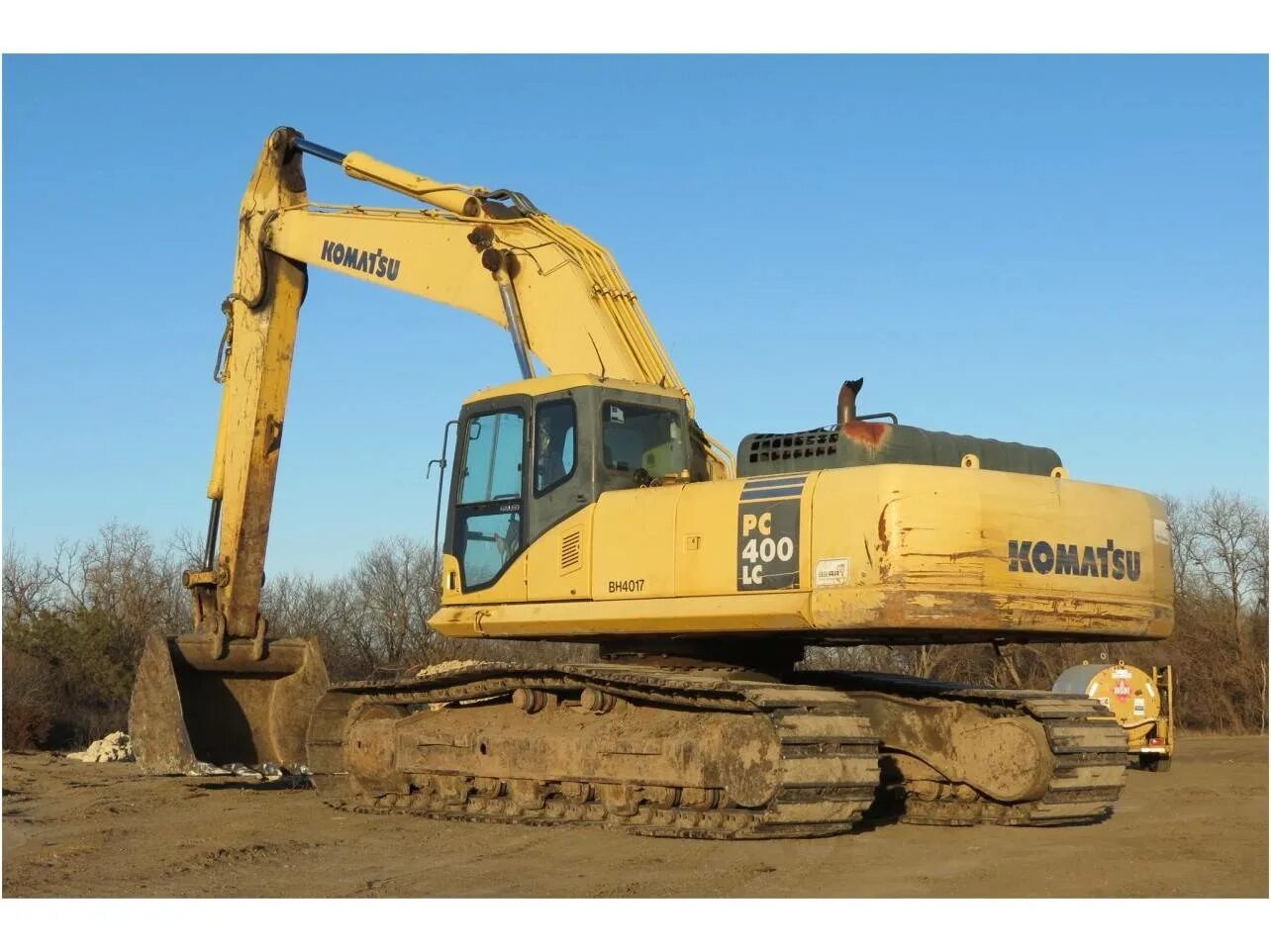 Экскаваторы комацу характеристики. Экскаватор Komatsu pc400. Komatsu pc400-7. Экскаватор Коматсу 400. Komatsu pc400-8.