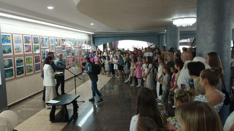 Pinsky co. Экономический субботник лесхоз. Пински групп. Пински групп. Pinskiy&co.