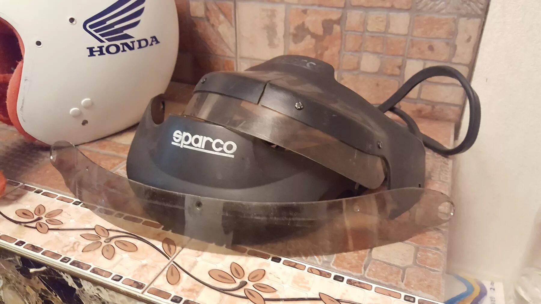 Free fire шлем. Шлем 4 уровня. Шлем 4 уровня. Шлем 4 уровня. Каска 3 уровня пабг.