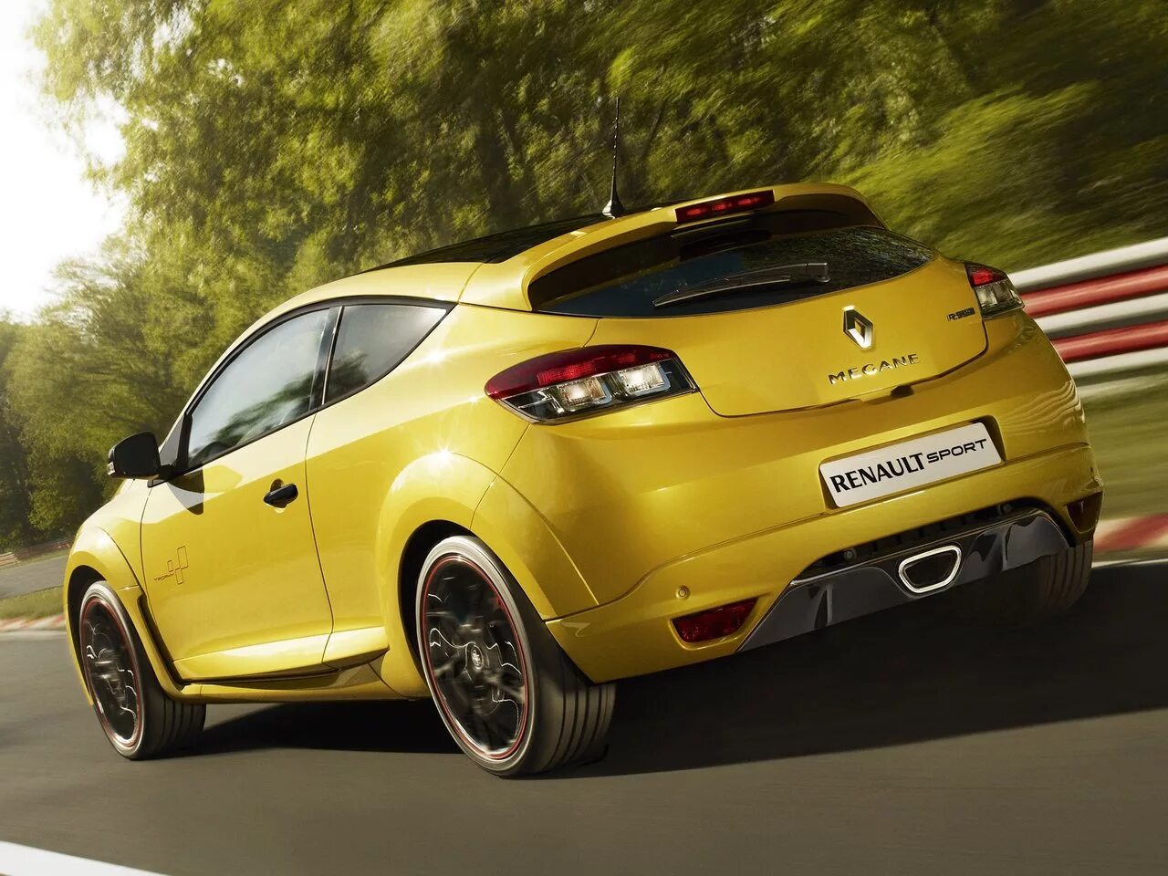 Автомобили renault megane. Рено Меган 3 RS. Renault Megane RS 250. Renault Megane Sport RS. Рено Меган хэтчбек РС.