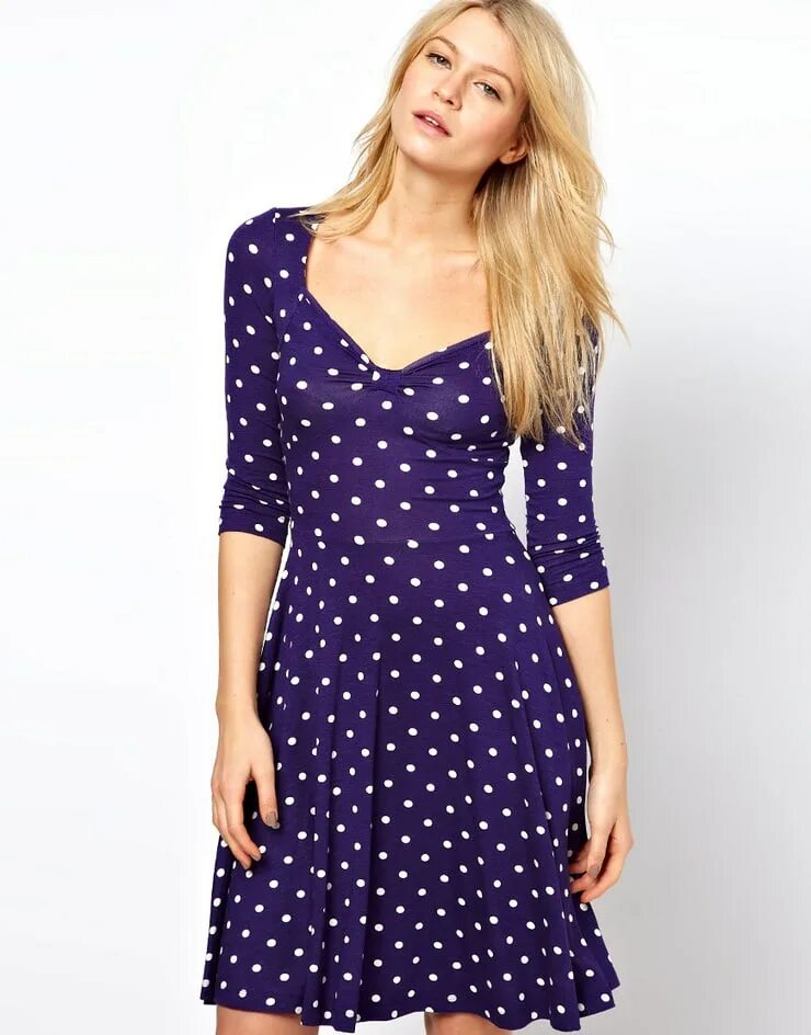 Синее платье в белый горох. Платье золла синее. Платье синее горох. Сиреневое платье в горошек. Платье синее горох.