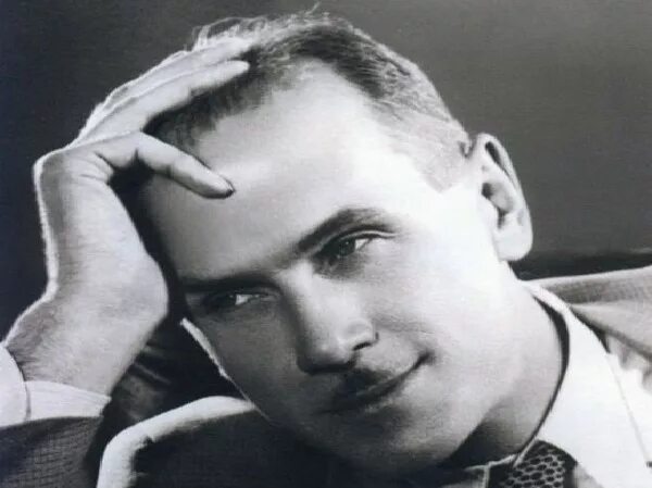 Борис бабочкин биография личная жизнь Как относился Борис Бабочкин к анекдотам про Чапаева. Любимая песня Василия Иван