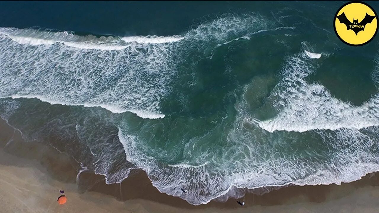 Попали в сильное течение. Тягун рип. Rip current отбойное течение. Тягун рип обратное течение отбойное течение. Течение Тягун.