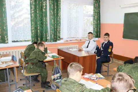 Учитель кадетских классов