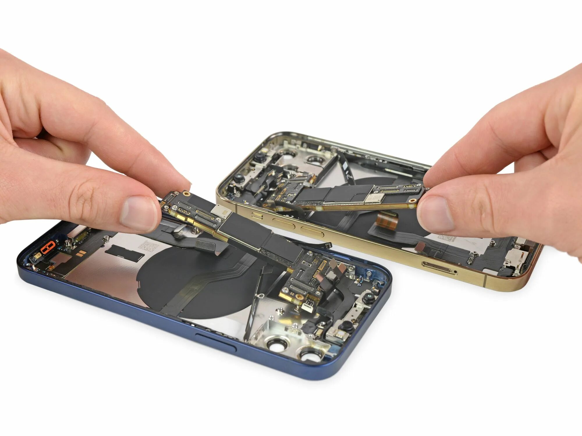 Сколько плат на айфоне. Материнская плата iphone 12 Mini. Iphone 12 Pro Max плата. IFIXIT iphone 11 Pro Teardown. Плата iphone 12.