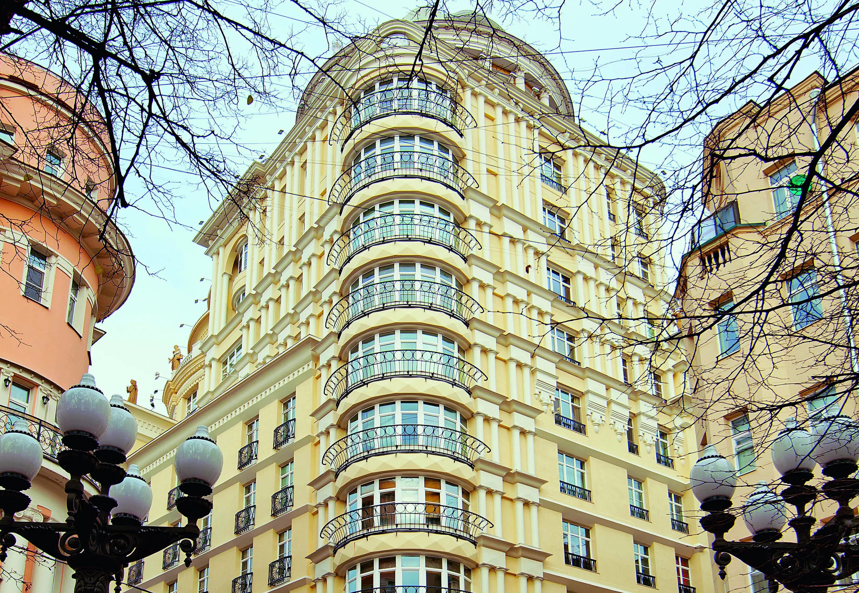 москва дом балкон. сталинский балкон. красивый балкон. москва дом балкон. манхэттен в москве апартаменты.