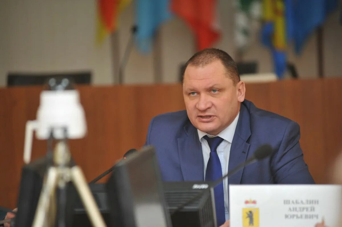 В отставку губернаторы. Васильев губернатор кировской области. Губернаторы россии. Владимир сипягин лдпр. Бочаров андрей волгоград губернатор.