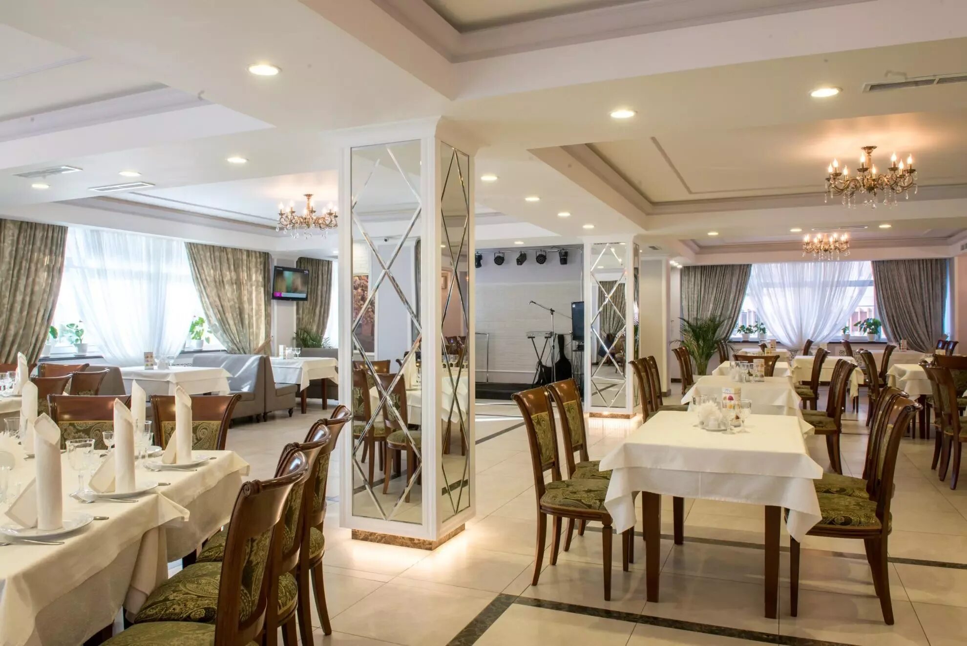 Ширван ресторан казань. Ресторан ширван на бухарестской 142. Ширван ресторан. Ширван ресторан спб бухарестская 142. Кафе ширван ижевск.