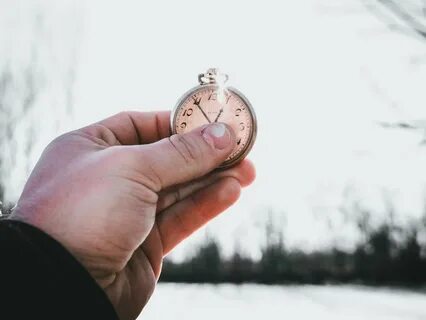 Ориентированным временем