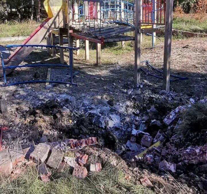 Мариуполь два года. Парк аттракционов бахмут. разрушенный мариуполь. мариуполь фото.