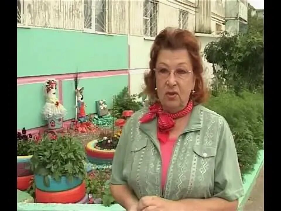 Лорик и ее дворик ютуб последнее. Лорик и ее дворик ютуб последнее