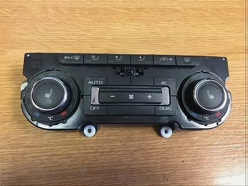 Климат контроль октавия а5. Шкода йети 2015 года блок управление климат-контролем артикул. Блок печки рапид 2017. Блок управления климатом шкода октавия 1. Блок управления климатом шкода.