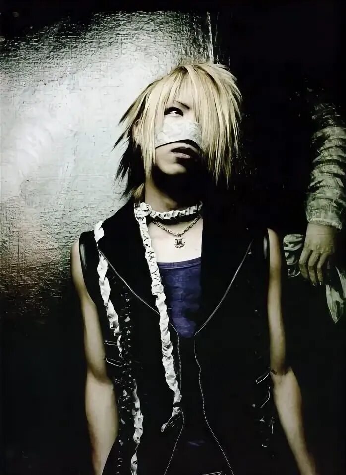 Басист рейта. The gazette басист. акира судзуки рейта. акира судзуки the gazette. reita the gazette.