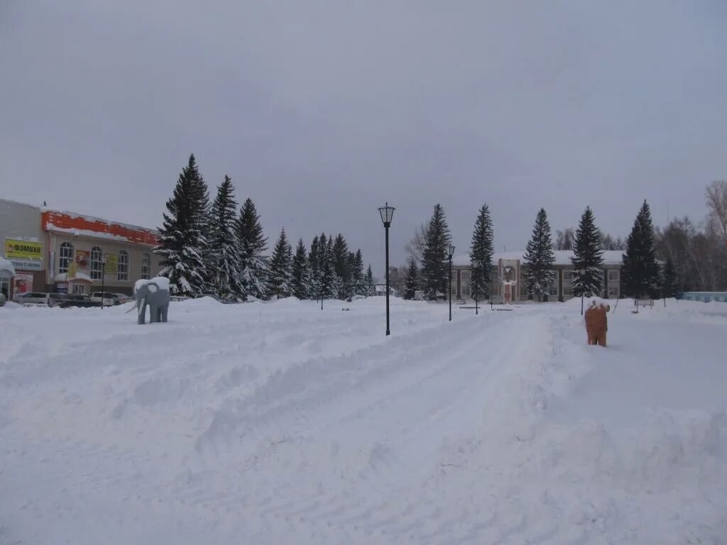 Р П Тальменка Алтайский край. Парк в Тальменке Алтайского края. РП Тальменка. Площадь Тальменского района Алтайского края. Тальменка алт края