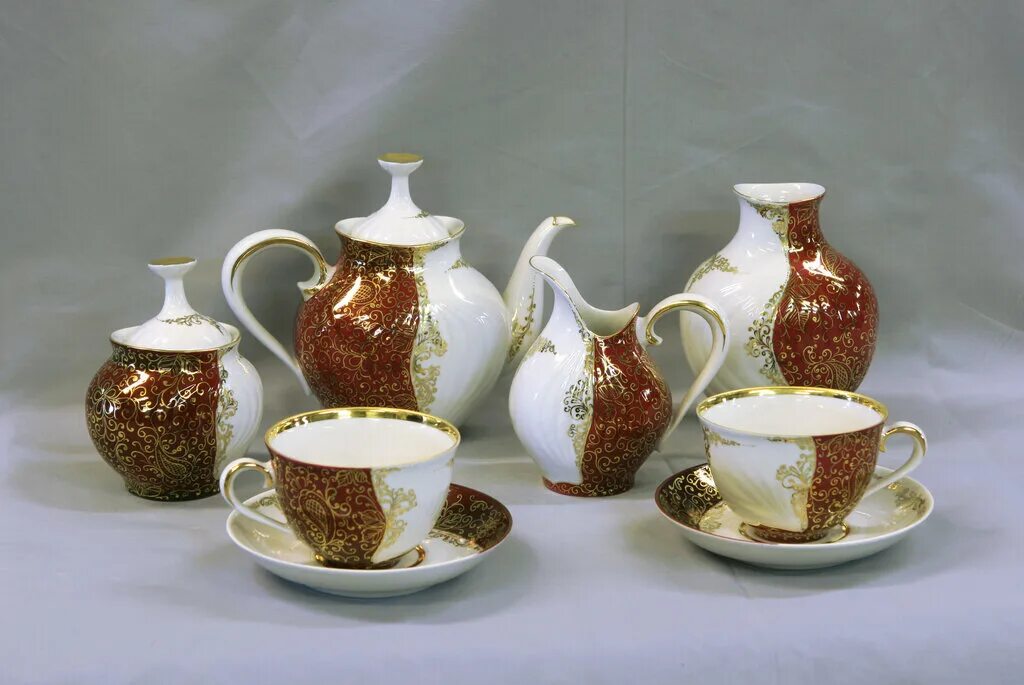 Сысертский фарфор. Сысертский фарфоровый завод магазин в сысерти. «уральский фарфор» - южноуральский фарфоровый завод. Сысертский фарфор. Сысертский уральский фарфор.