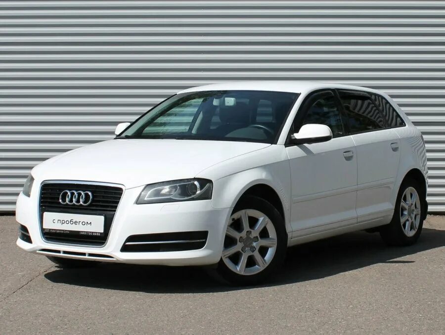 Audi a3 hatchback 2012. Белый ауди а3 2008. Audi a3 audi q3. Audi a3 2015 хэтчбек. Audi a3 sportback.