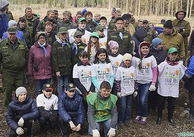 Жк лес ясенево. Лосиноостровский парк пик. Жилой комплекс в лосином острове сказочный лес. Середневский лес москва. Жк лосиноостровский парк.